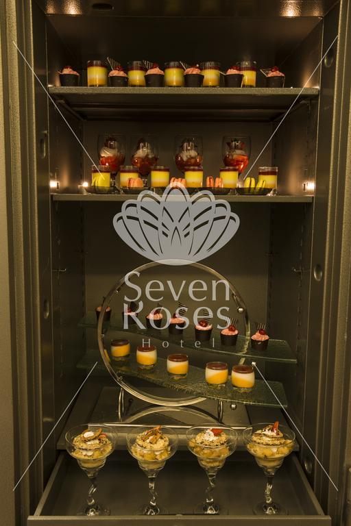 Seven Roses Hotel Amman Exterior photo